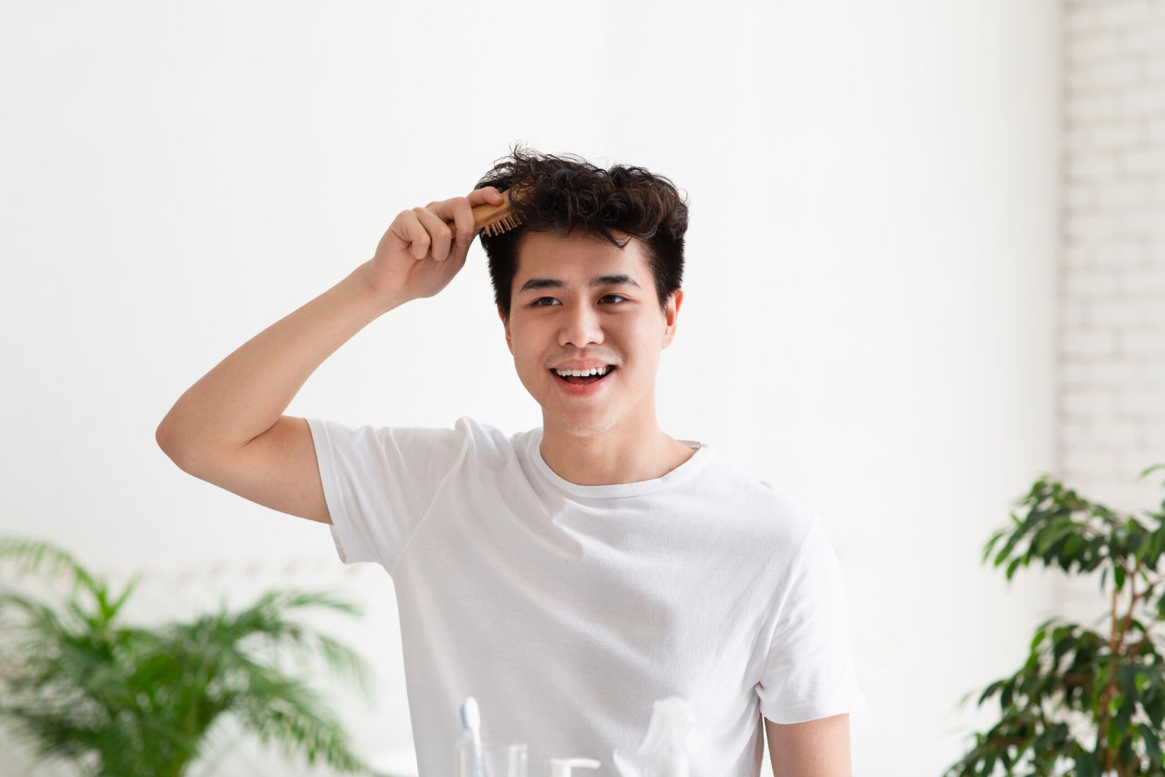 Good shampoo and conditioner for men, hair strengthening cosmetics. Treatment at home